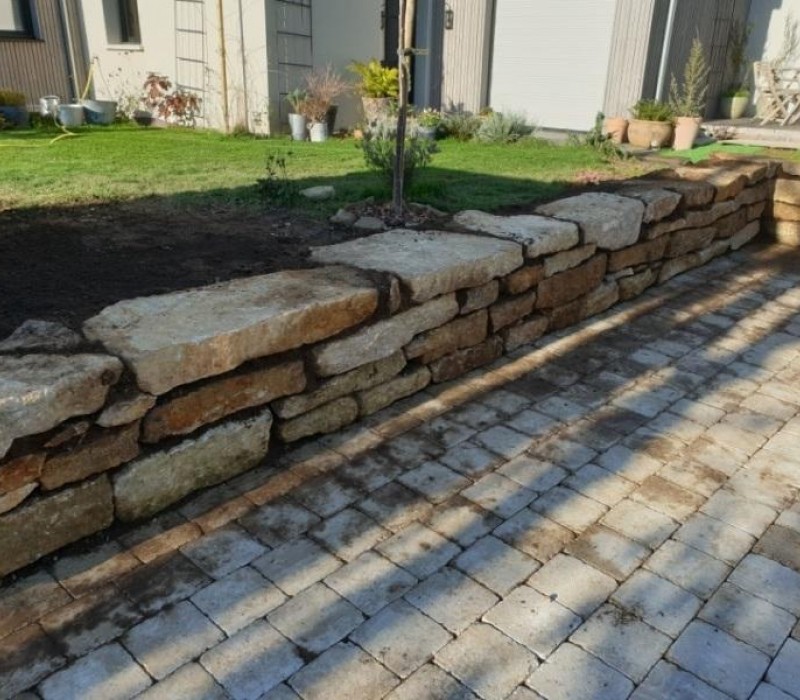 clavier-luhan-nolff-morbihan-Bertics-enrochement-grandes-dalles-brutes-